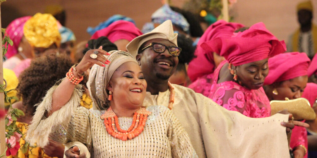 Owambe Speciale Main