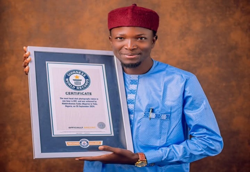 Nigerian-Photographer-Abdulrahaman-Breaks-Guinness-Record-1.jpg