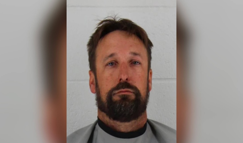 A former Crossroads Christian church pastor has pleaded guilty to the attempted charge of his wife and children.  Pastor Matthew Lee Richards