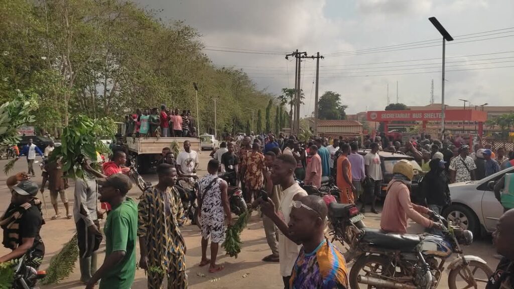 Ondo Farmers Protest Killing Of Five Farmers By Herdsmen