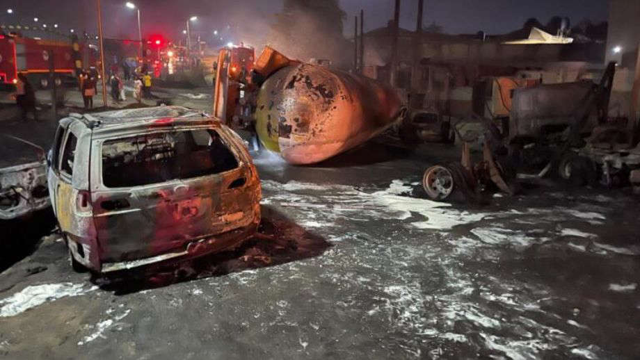 Gas Explosion In Lagos Injures 15 People, Including Children.