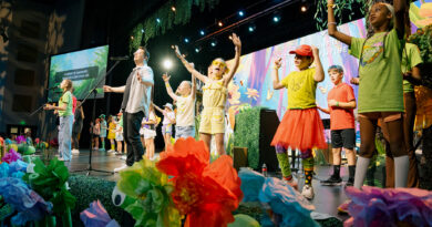 LifePoint Church Distributes 2,000 Bibles Through VBS Partnership with Lifeway.