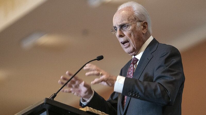 John MacArthur Leaves a Lasting Legacy on a Generation of Preachers