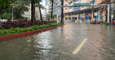 Torrential Floods Hit Manila; Thousands Displaced, Two Missing