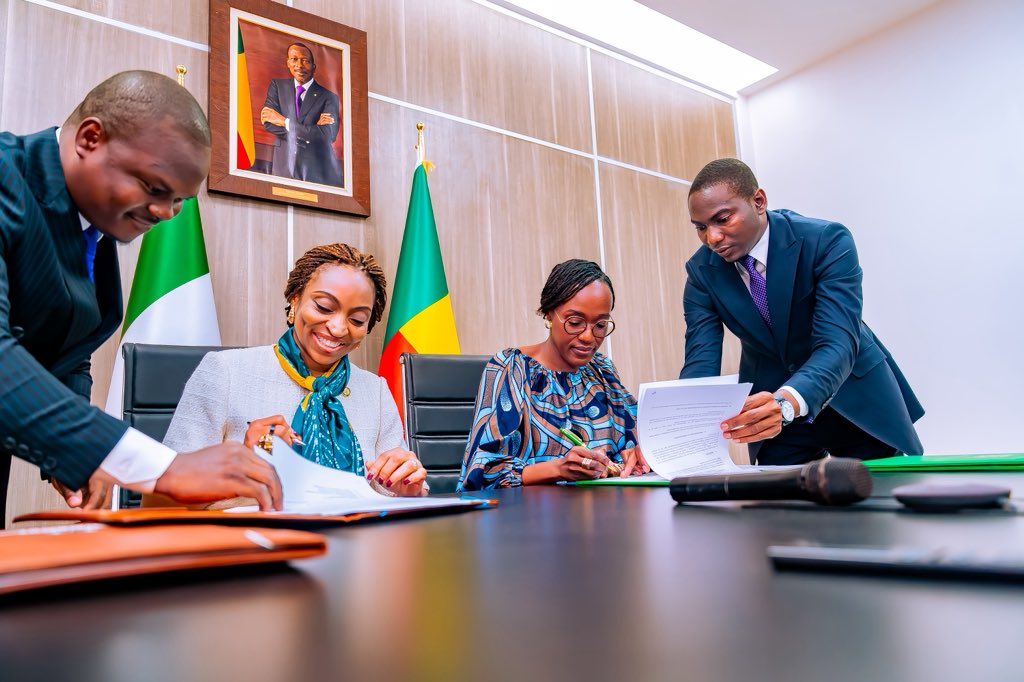 Nigeria, Benin Sign Pact to Boost Trade and Integration.
