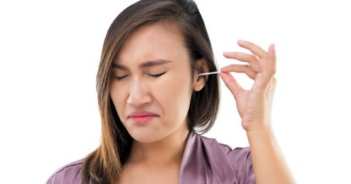 Excessive Earwax Buildup Can Cause Hearing Loss, Expert Warns