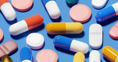 Mixing cold, catarrh drugs unsafe, physicians warn