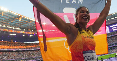 Yemisi Ogunleye: Olympic Champion Inspires with Bold Worship
